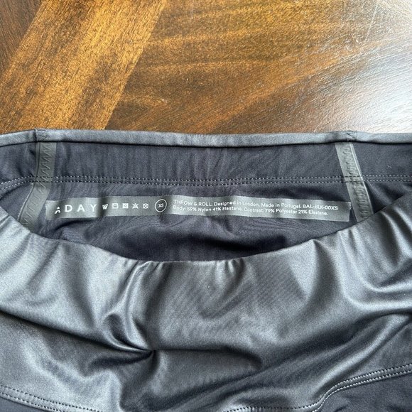 Aday Throw And Roll Legging Black Size Extra Small - Picture 8 of 8